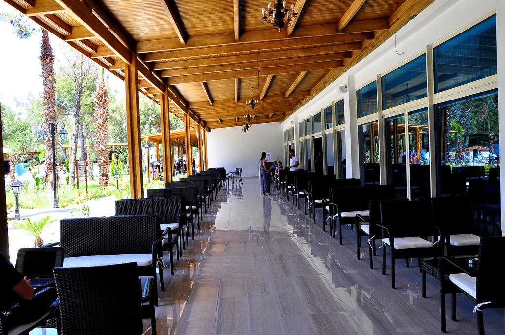 Maya World Hotel All Inclusive Side Exterior foto