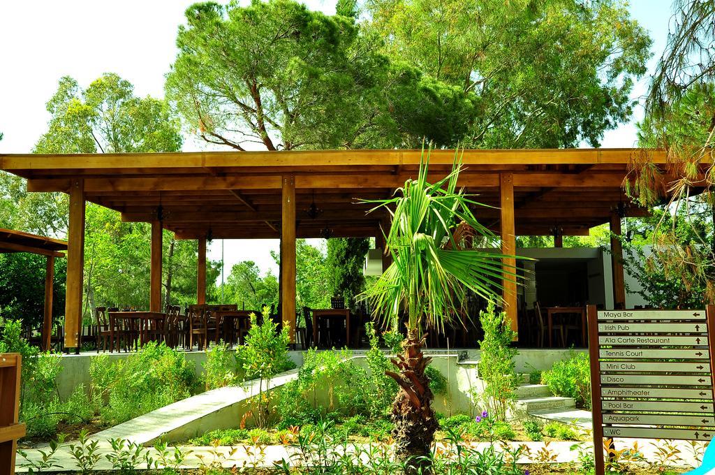 Maya World Hotel All Inclusive Side Exterior foto